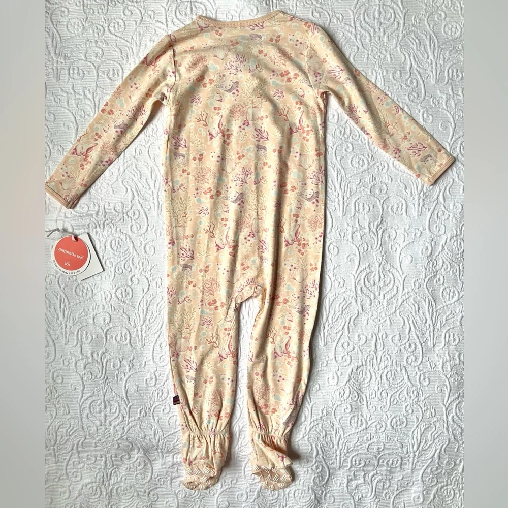 🪸🧲18-24M Magnetic Me coral floral RightFit™ parent favorite footie New With Tags